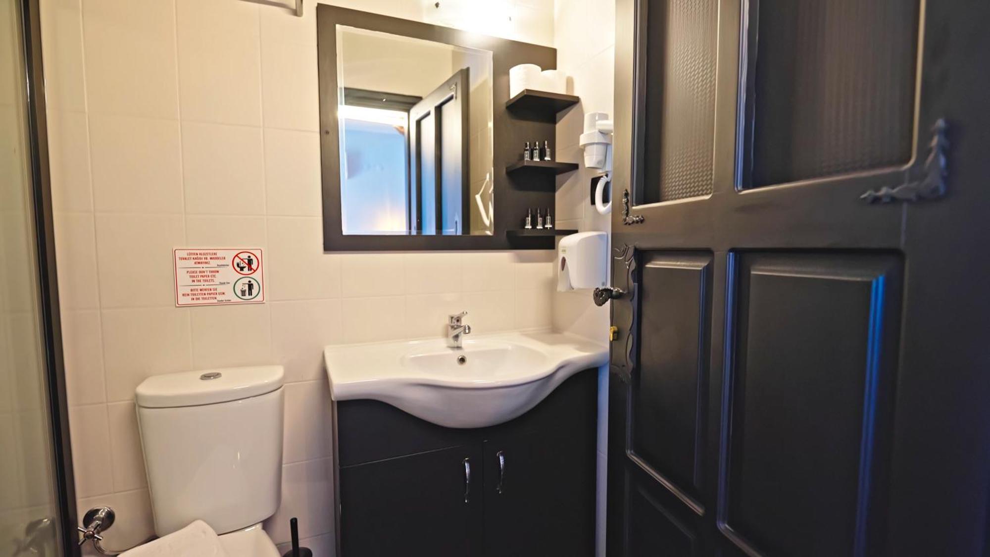 פאטהיה Yasemin Hotel מראה חיצוני תמונה